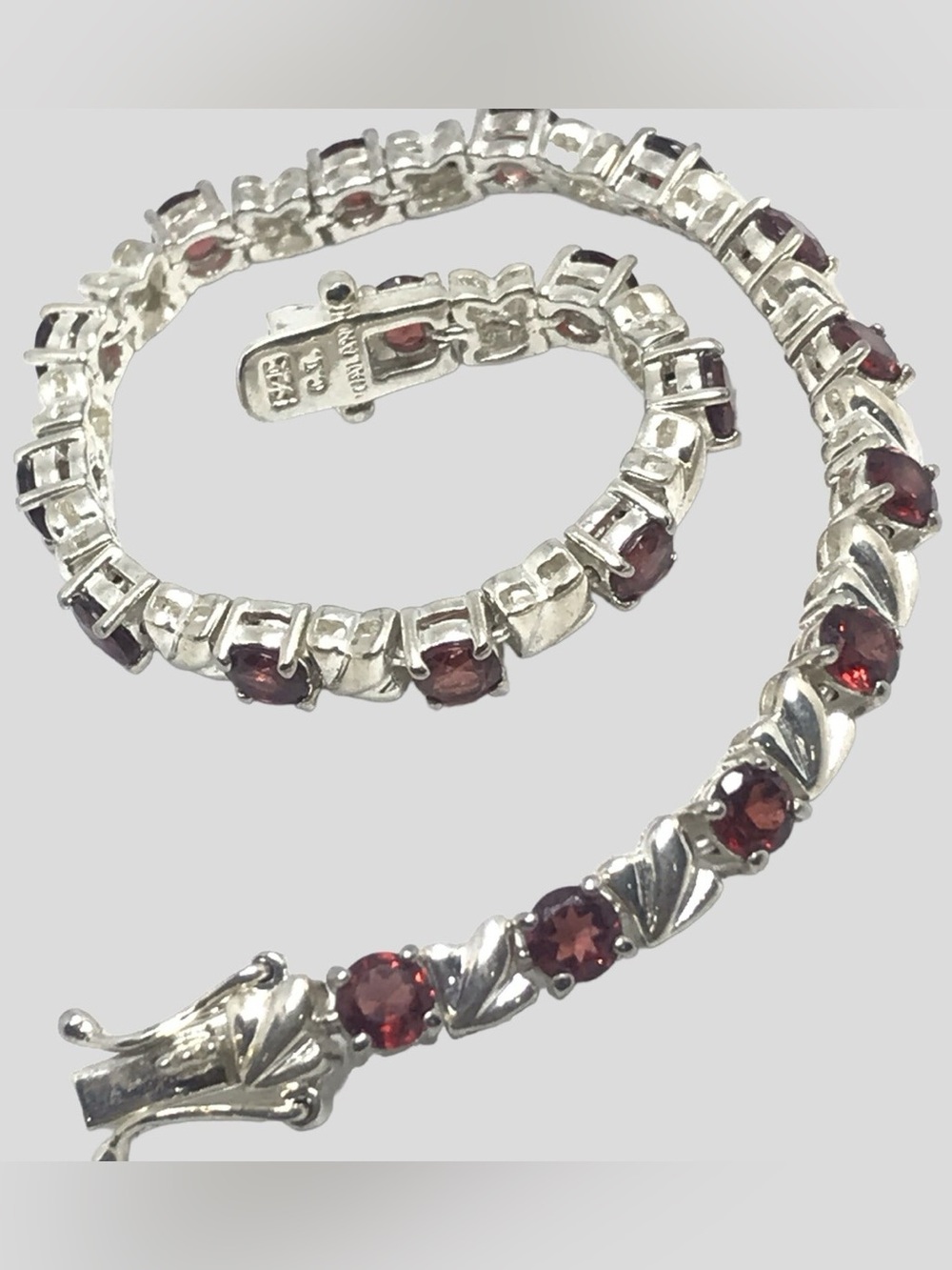 Genuine Garnet and Sterling Silver Tennis Bracelet 7” including clasp. - Picture 6 of 7